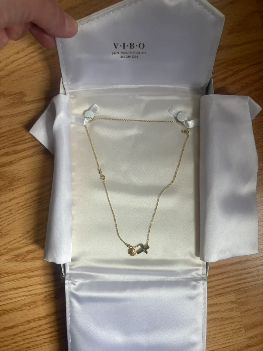 V.I.B.O Gold Necklace with Box