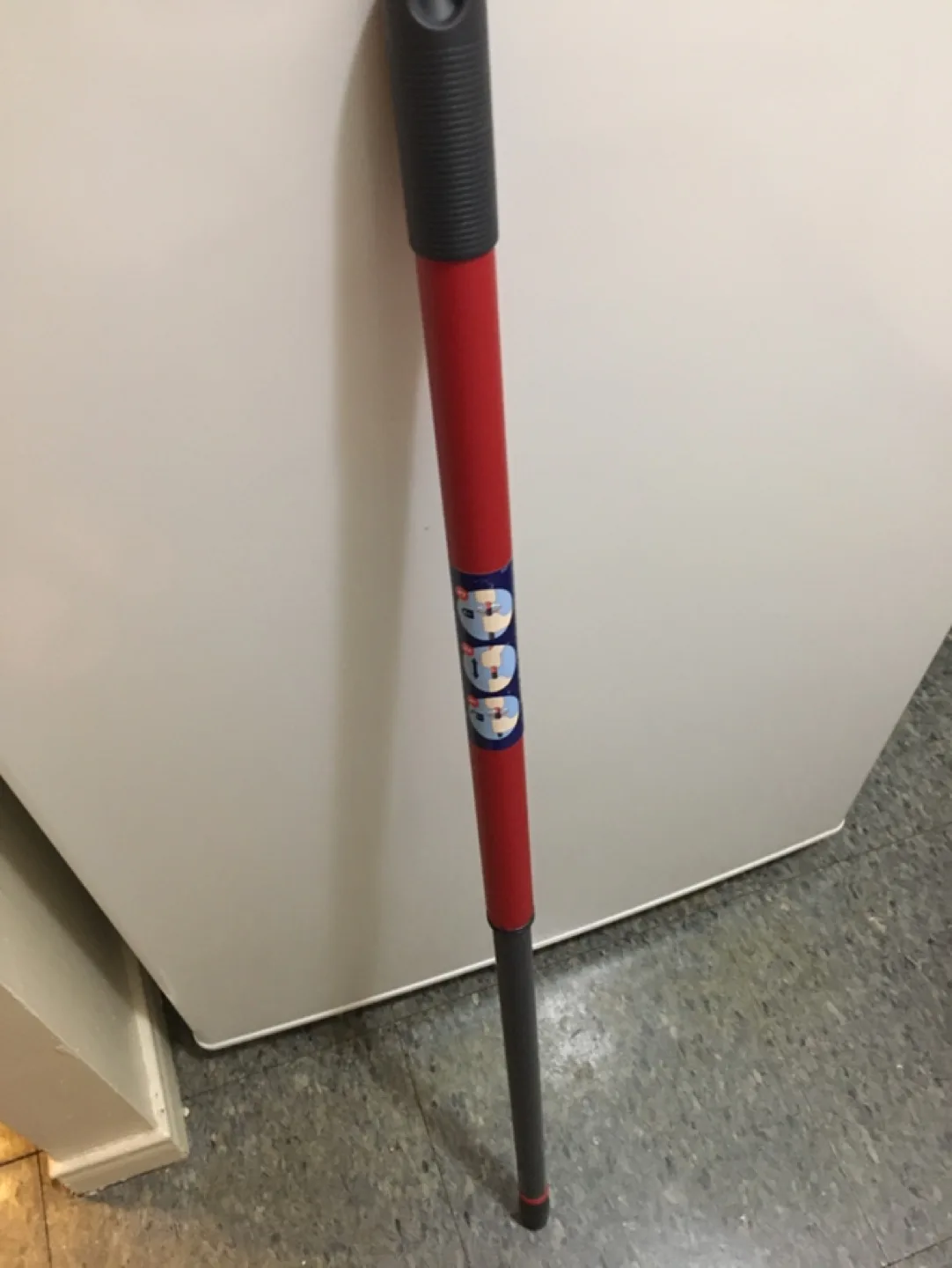 Extendable Telescopic Pole - Red