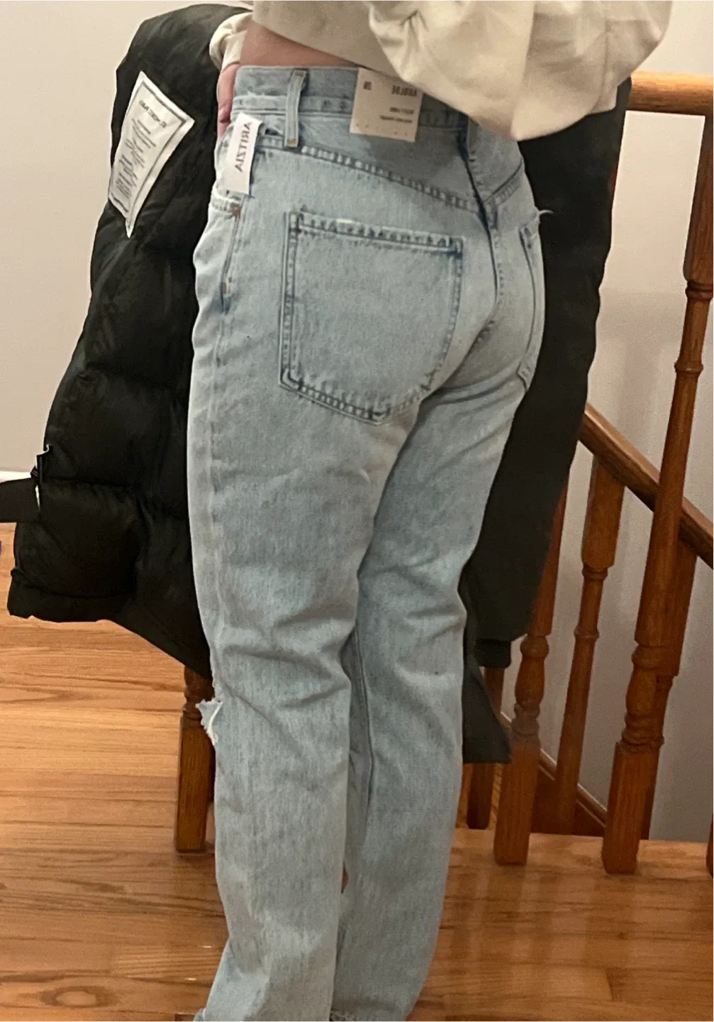 Aritzia AGOLDE Riley High Rise Straight Leg Jeans - Size 26 image indicator(2)