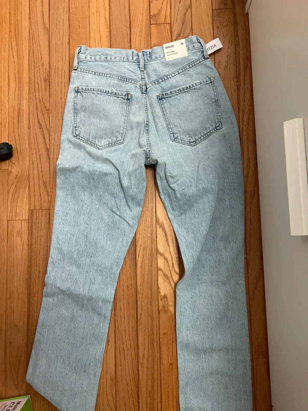Aritzia AGOLDE Riley High Rise Straight Leg Jeans - Size 26 image indicator(4)