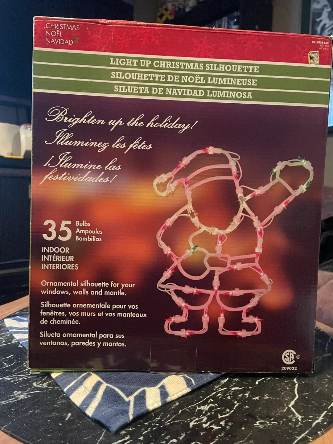 4 Christmas Light Up Silhouettes (4) image indicator(2)