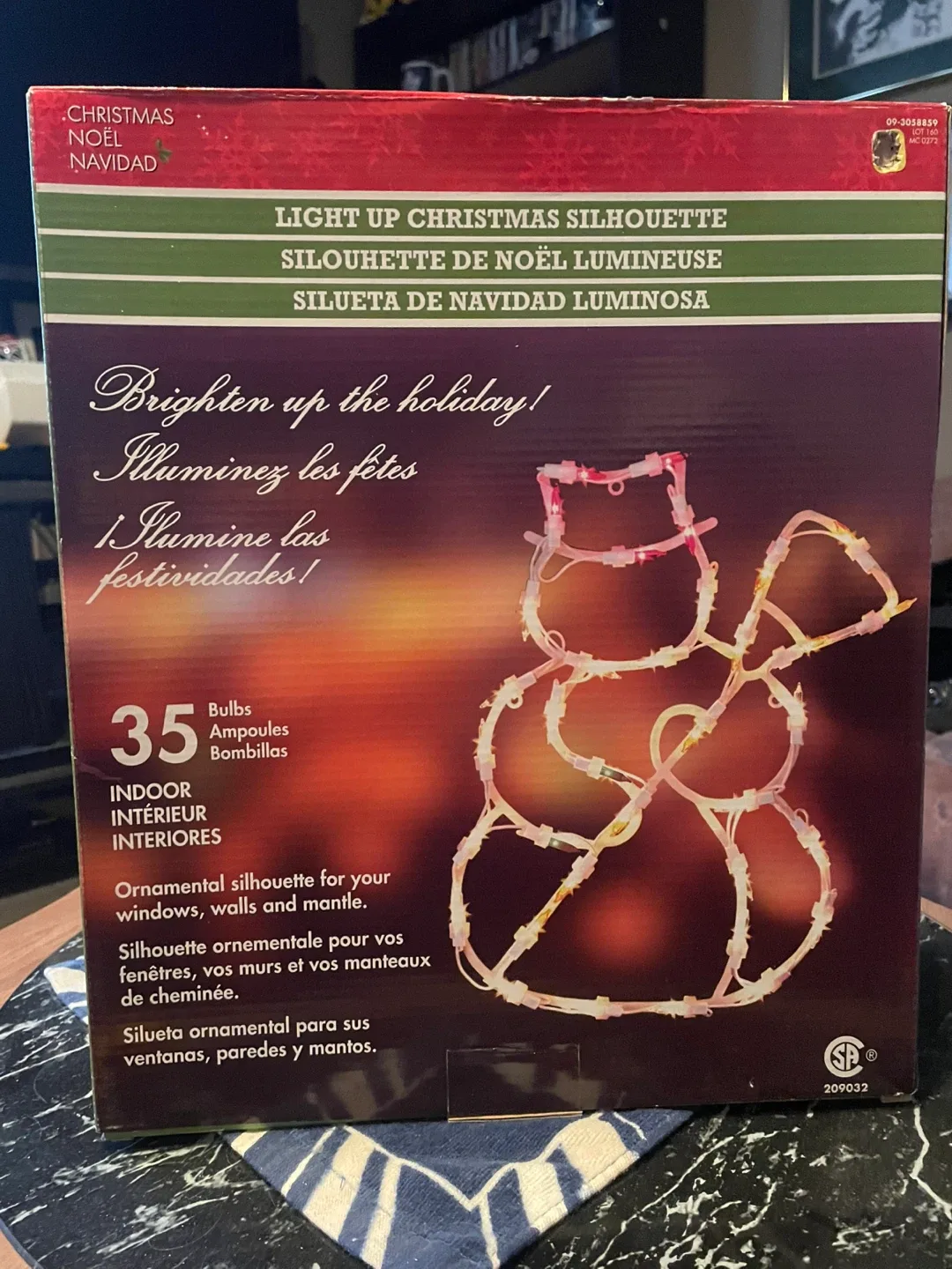 4 Christmas Light Up Silhouettes (4) image indicator(3)