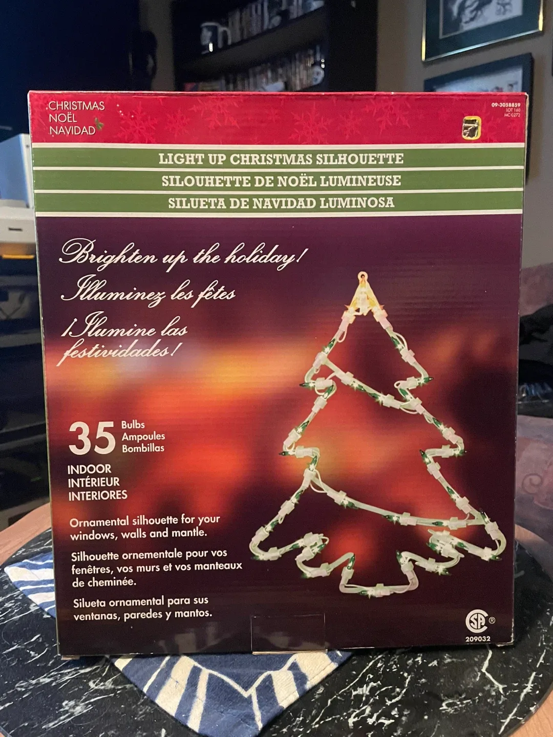 4 Christmas Light Up Silhouettes (4) image indicator(4)