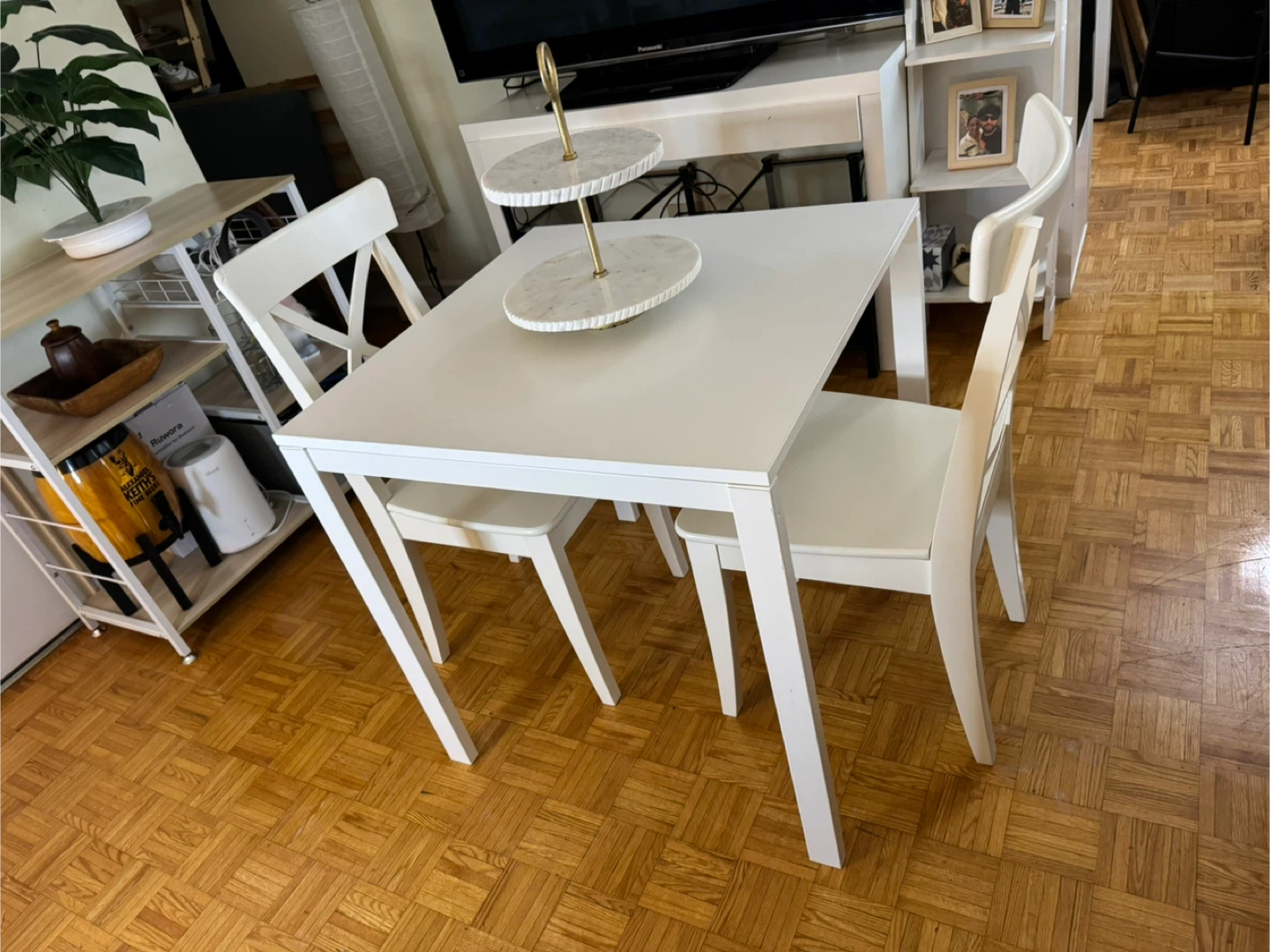 White Square Dining Table 36" x 36" - photo 2