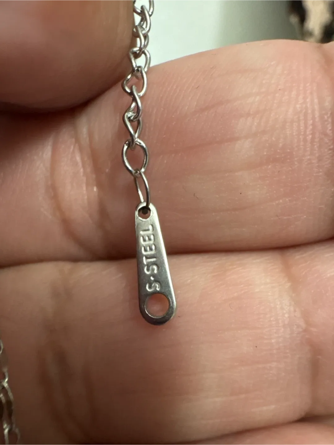 Silver SS Necklace with CZ moving Pendant image indicator(10)