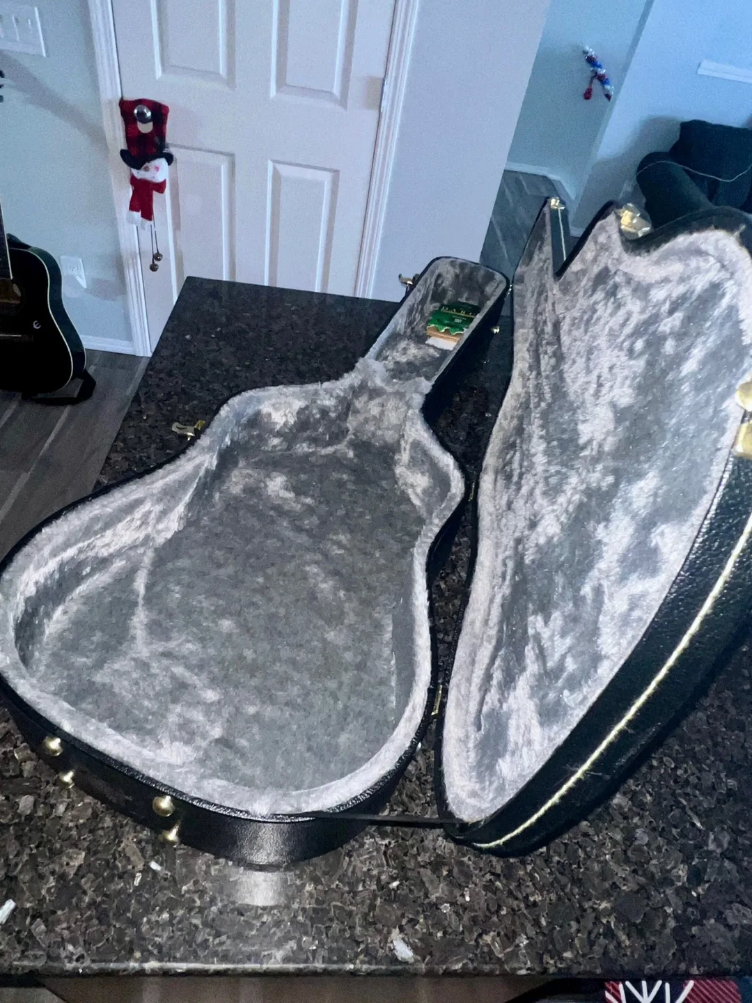 Epiphone Songmaker DR-100 Acoustic Guitar (Ebony Black) image indicator(7)