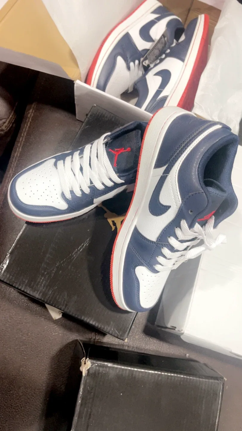 Nike Air Jordan 1 Low White/Navy size 36, 37 and 39 unisex image indicator(4)