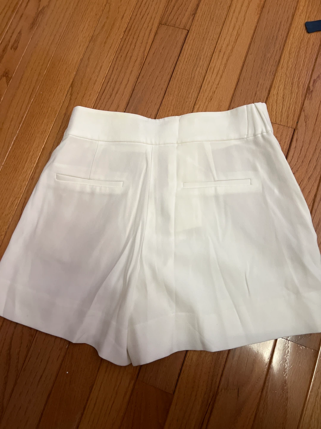 Babaton White Skort - photo 2