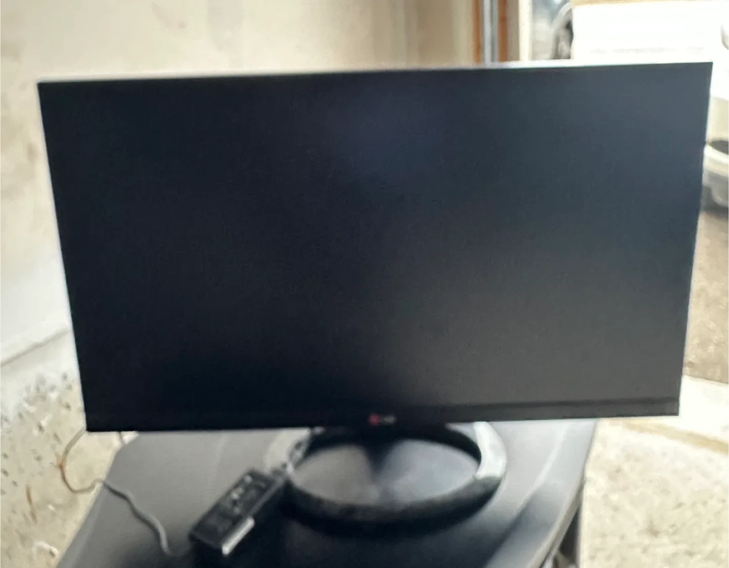 LG 27M38H-B 27 inch LED Monitor image indicator(2)