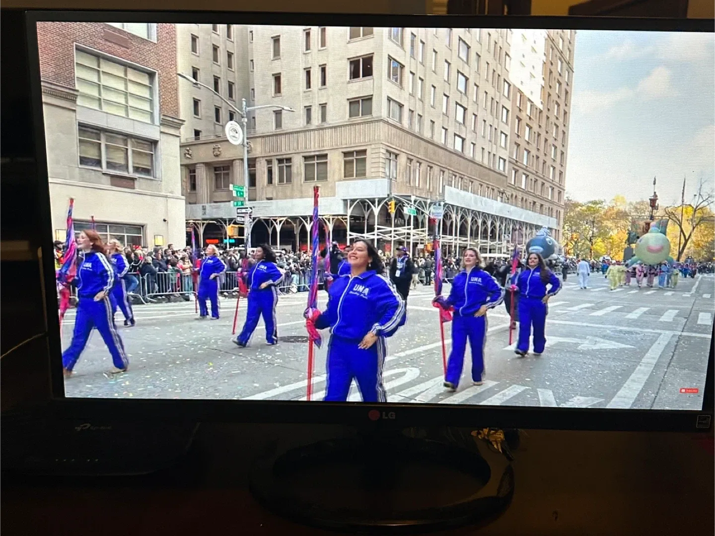 LG 27M38H-B 27 inch LED Monitor