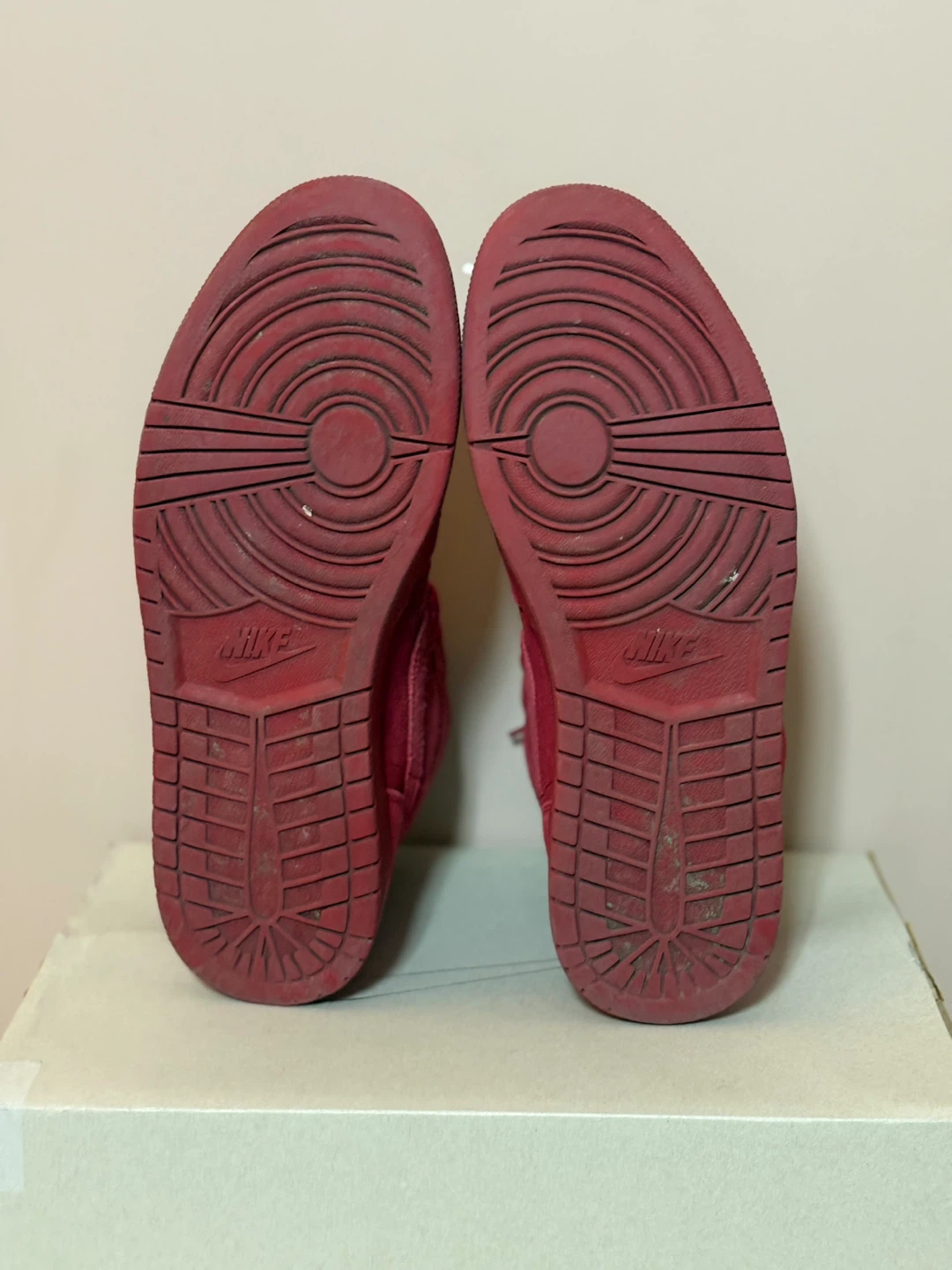 Nike Air Jordan 1 Mid Red Suede, US 11 - photo 4