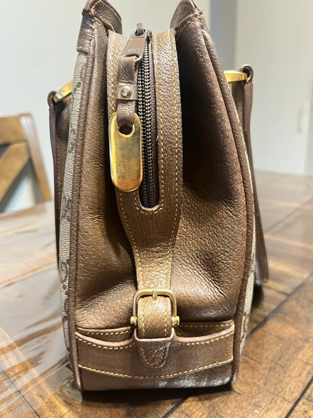 Gucci GG Canvas Handbag image indicator(4)