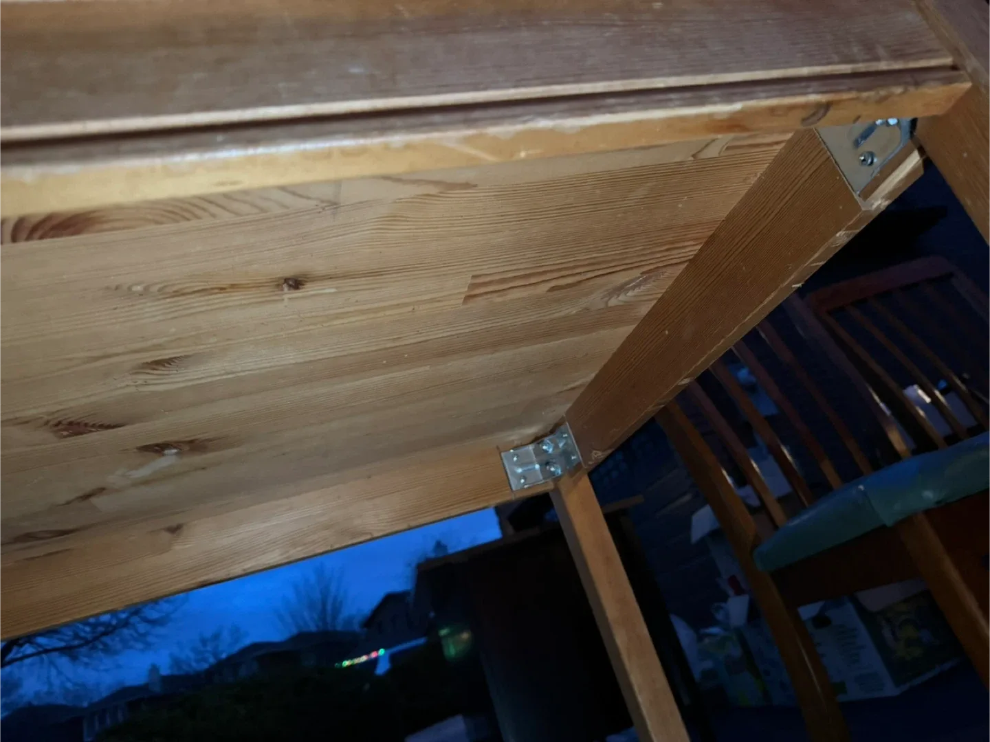 Wooden Table image indicator(6)