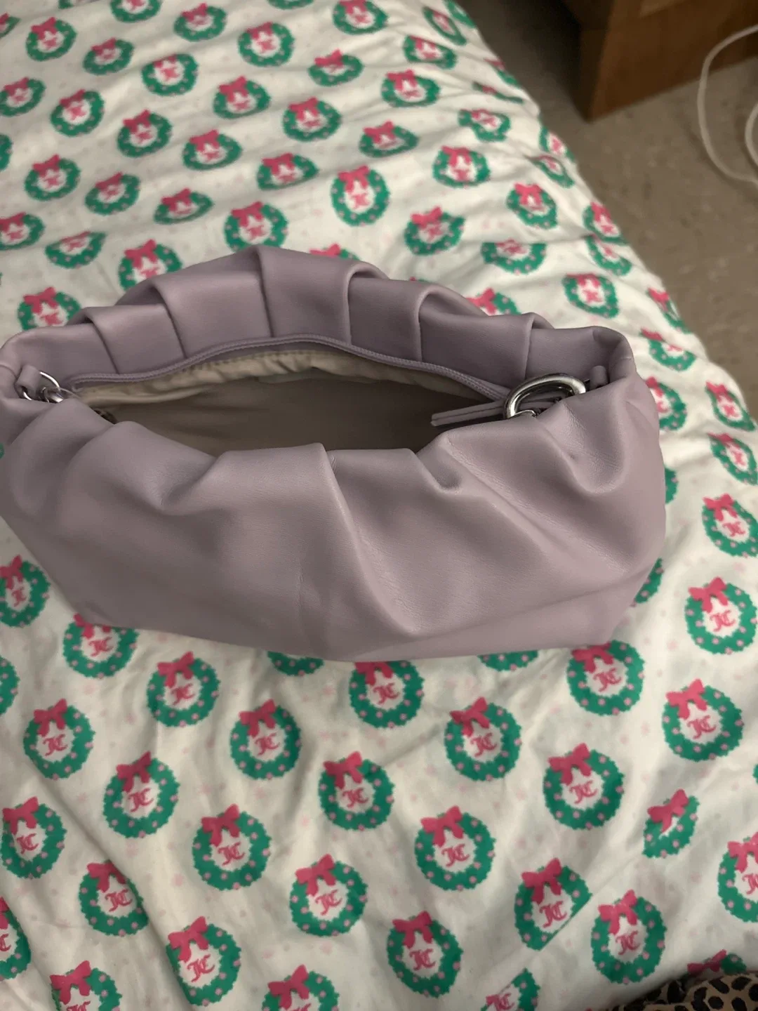 H&M Lilac Ruched Chain Bag - Like New! image indicator(3)