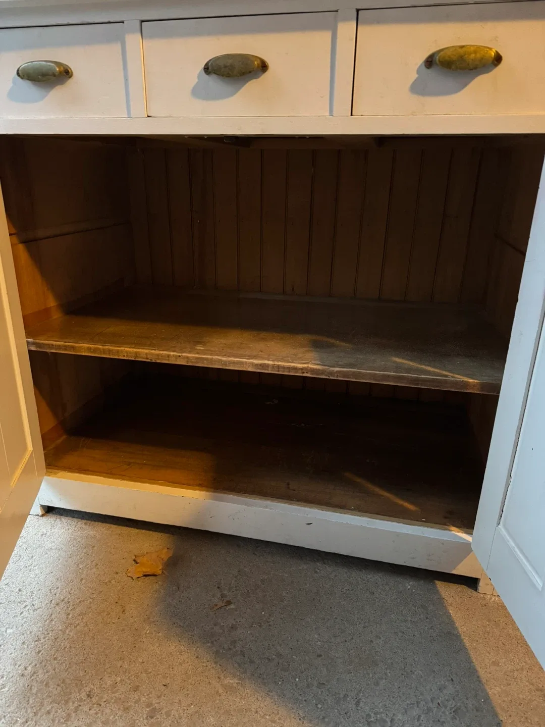 White Wooden Cabinet image indicator(7)