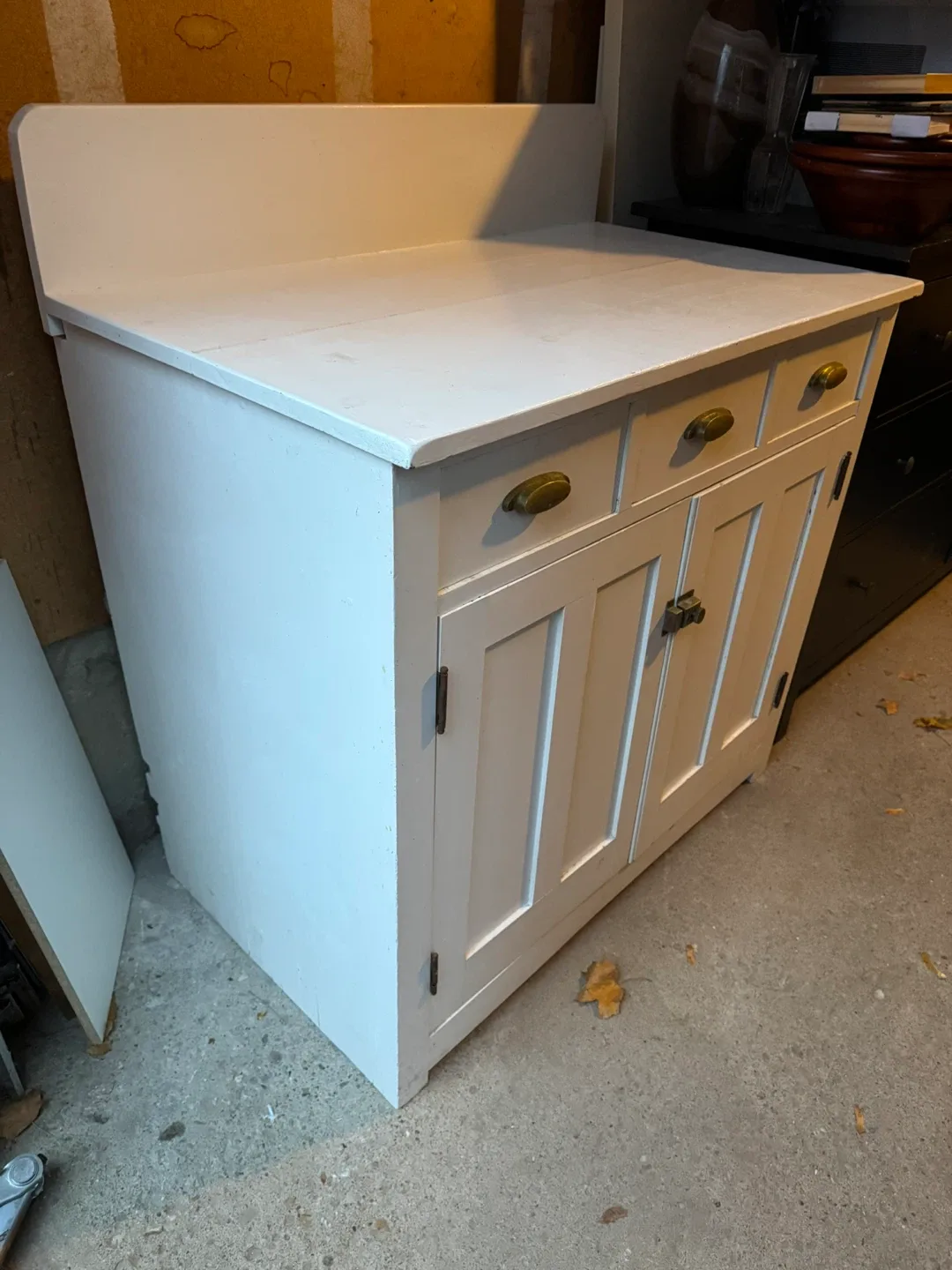 White Wooden Cabinet image indicator(9)