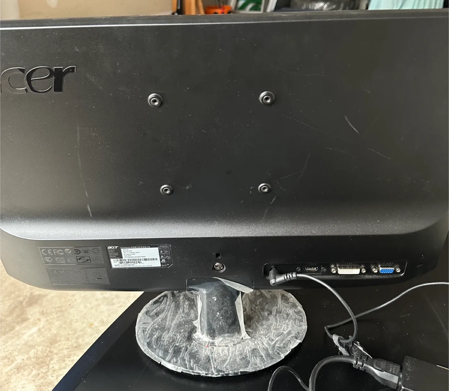 24”Acer Monitor - Great Condition image indicator(2)