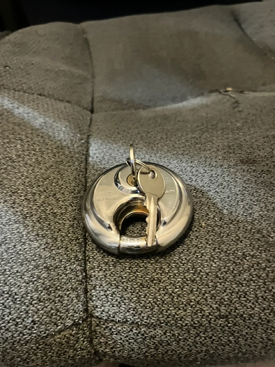 CHAMPION Stainless Steel Padlock image indicator(2)