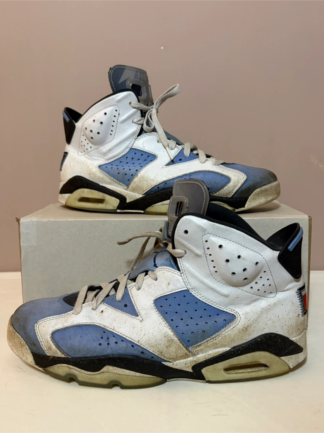 Air Jordan 6 Retro UNC, US 11.5 FREE