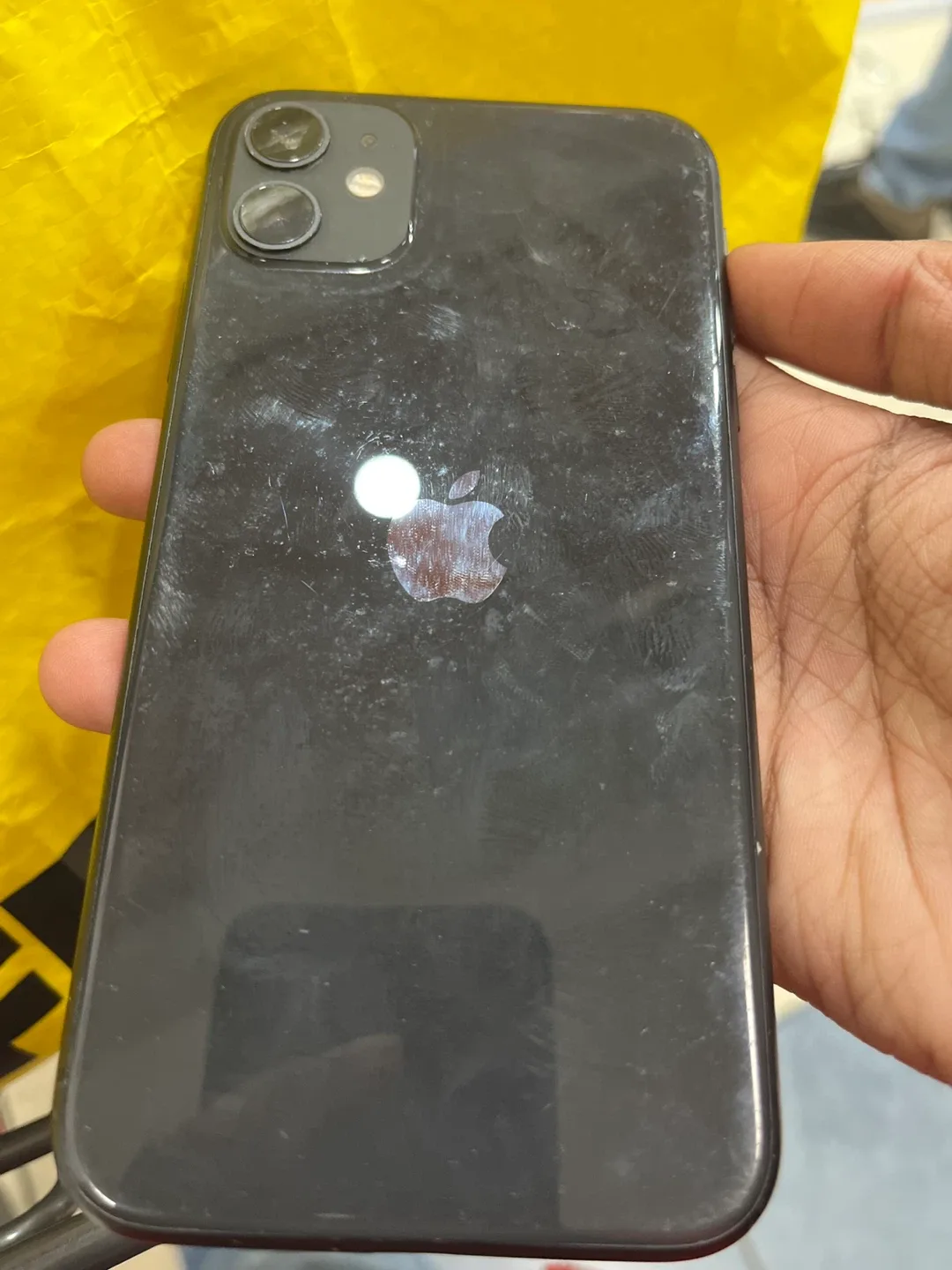 Apple iPhone 11 - Black