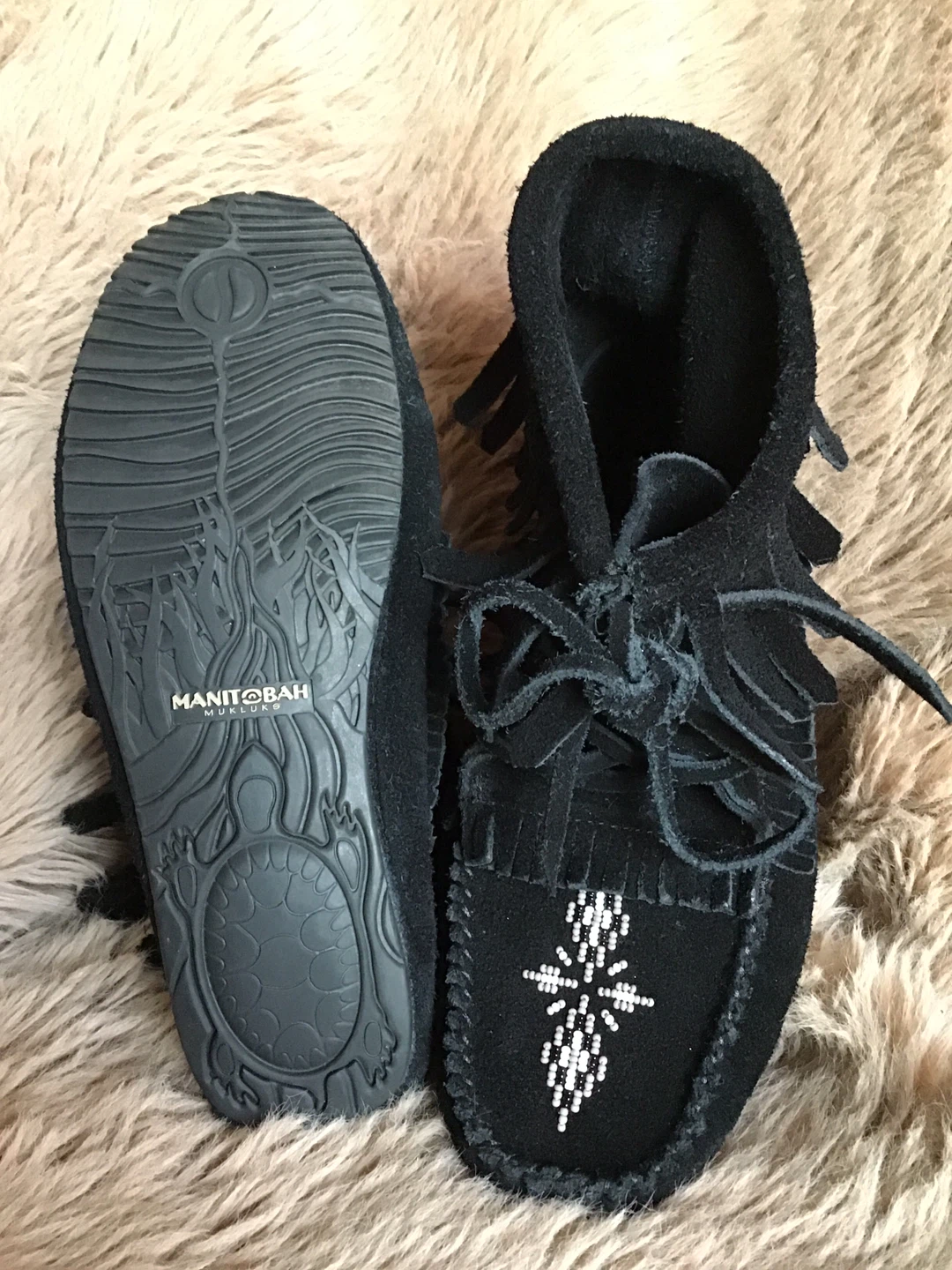 Manitobah Mukluks Moccasins Black - photo 4