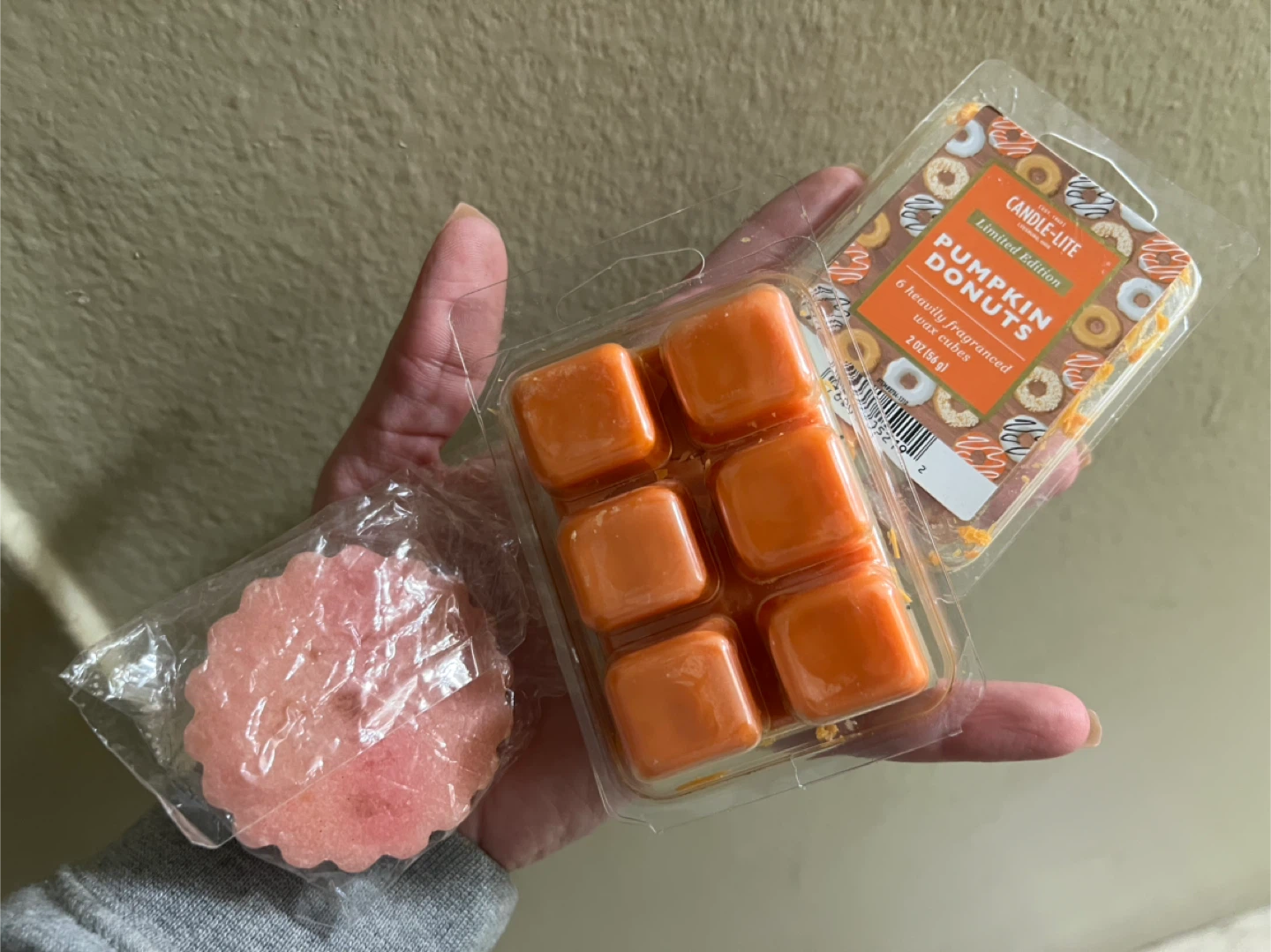 FREE Candle Melts - photo 2