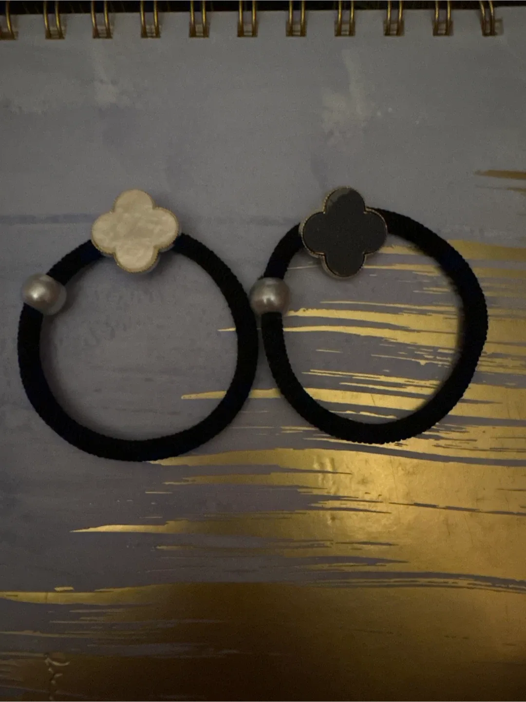 New set of 2 Clover Hair Tie - Black and White
