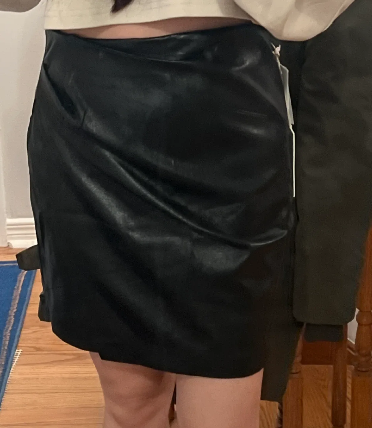 Wilfred Black Vegan Leather Mini Skirt image indicator(2)
