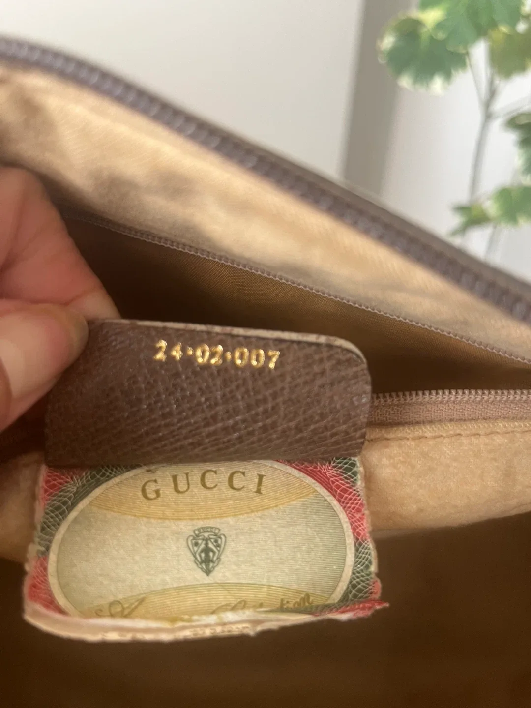 Gucci Vintage Boston Bag image indicator(8)