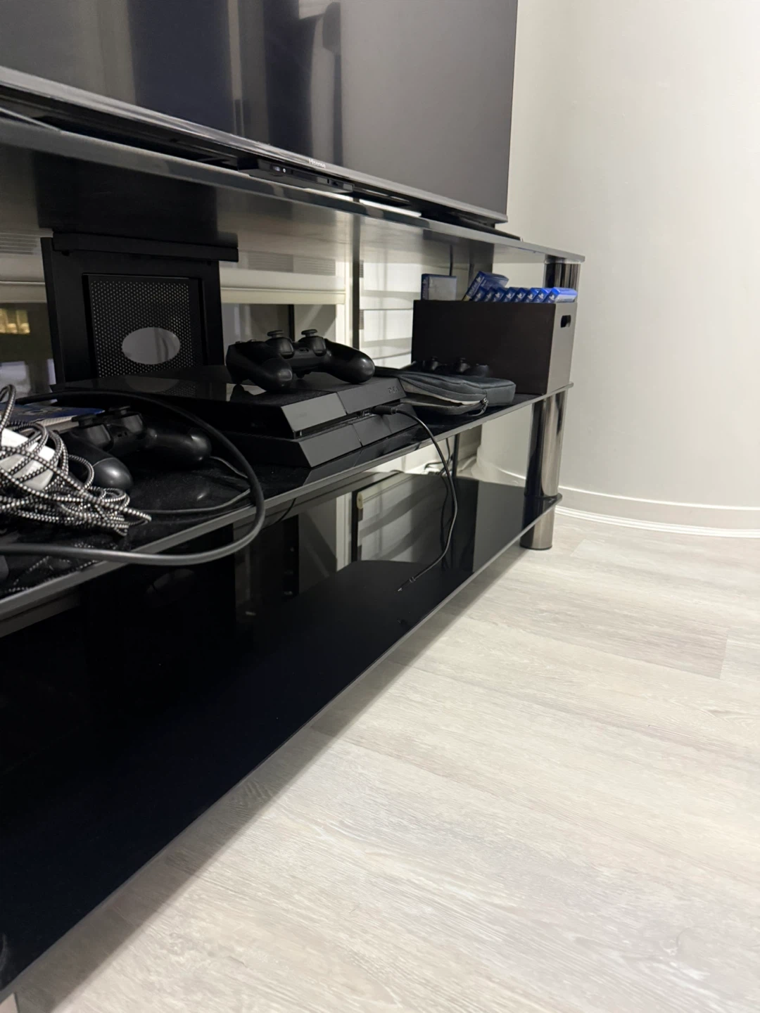 Black Glass TV Stand - photo 4