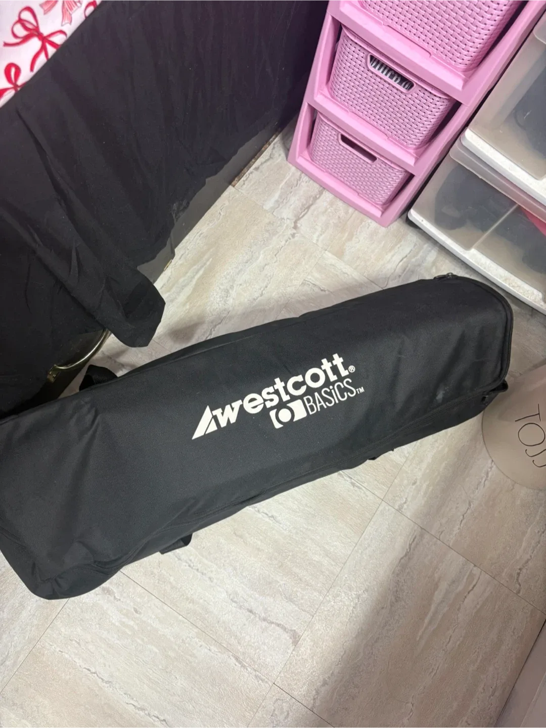 Westcott Daylight-Balanced LED Lamp & Basics Kit