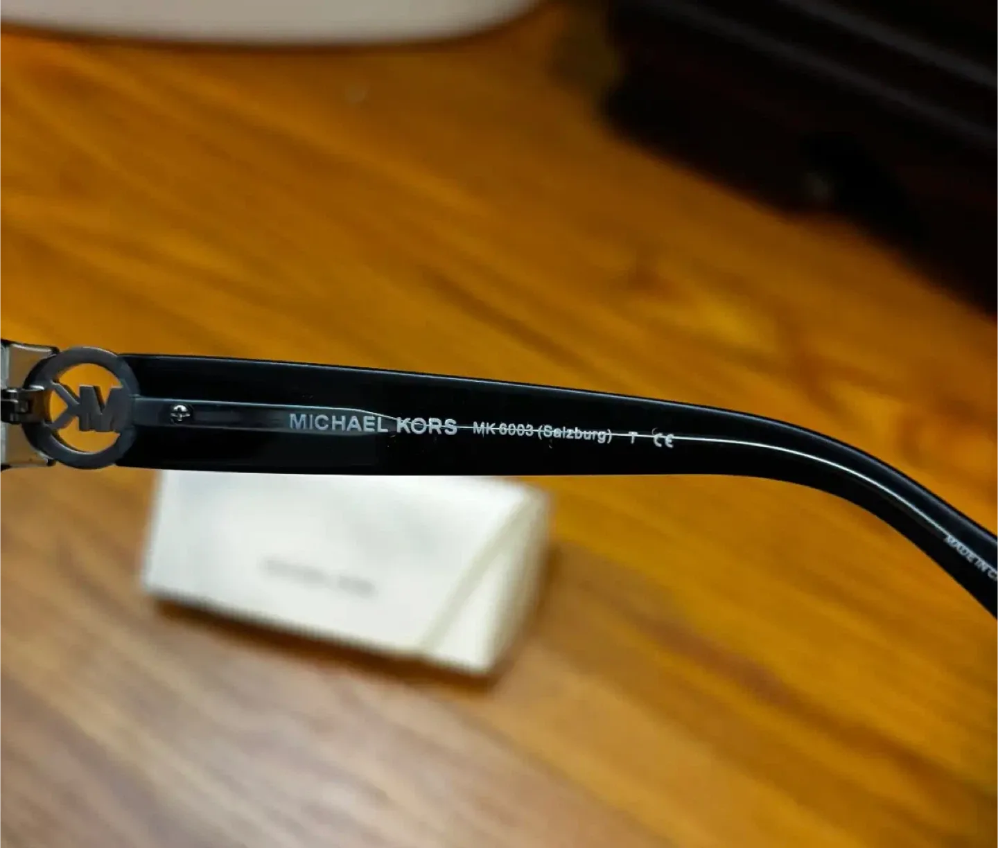 Michael Kors Sunglasses - Women’s image indicator(3)