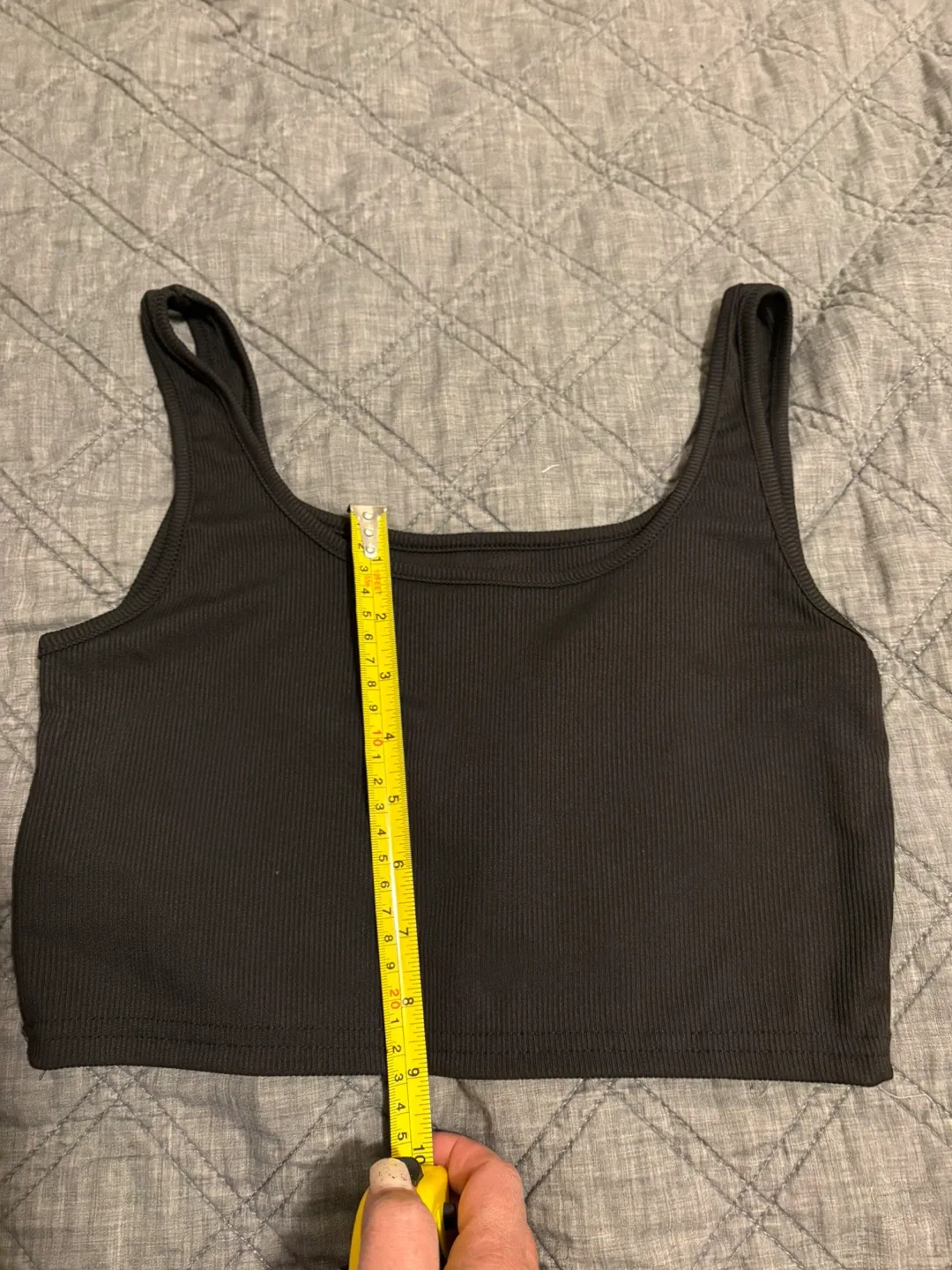 Black Ribbed Tank Top - Size L