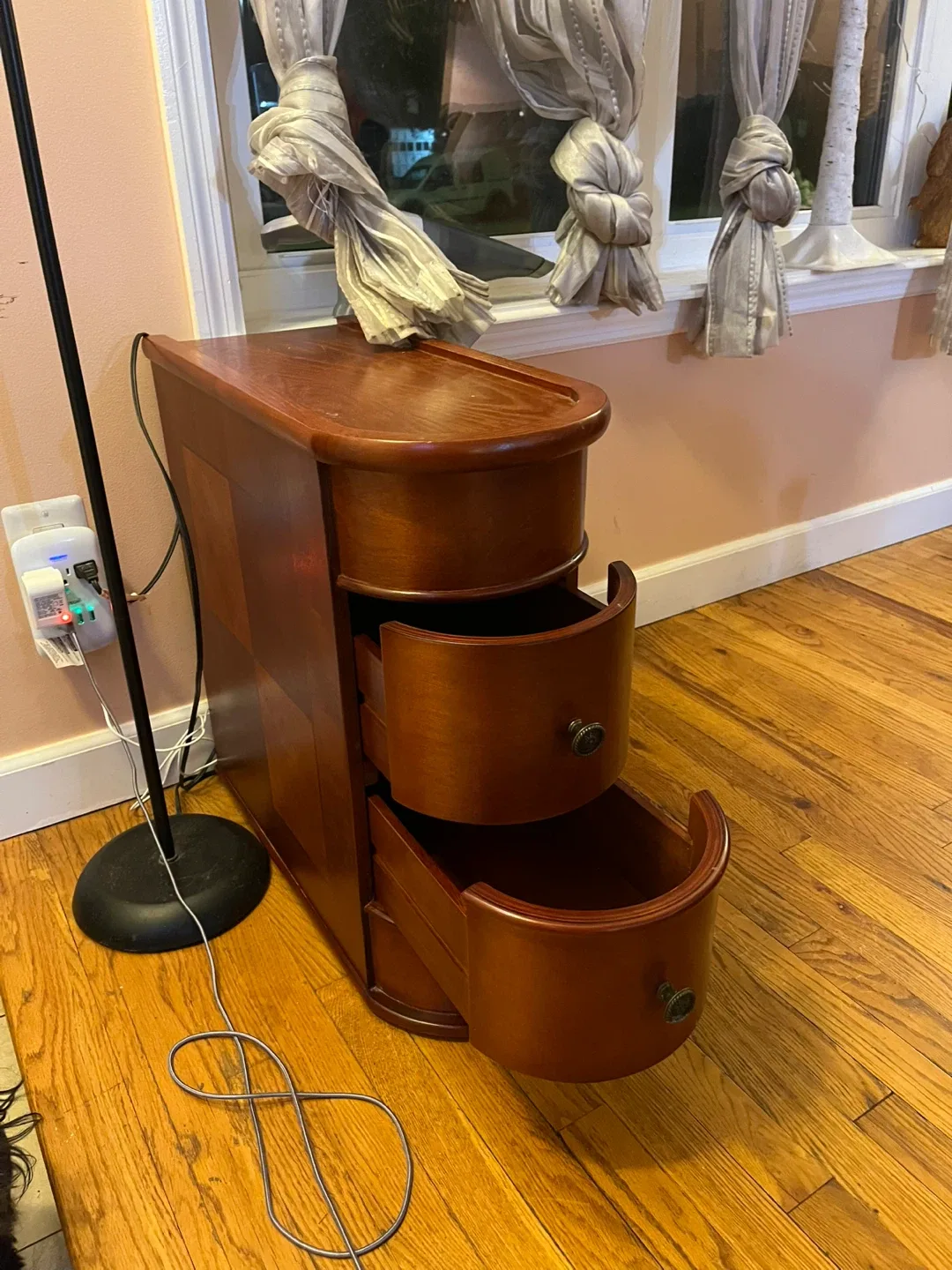 Wooden 3-Drawer Bedside Table image indicator(3)