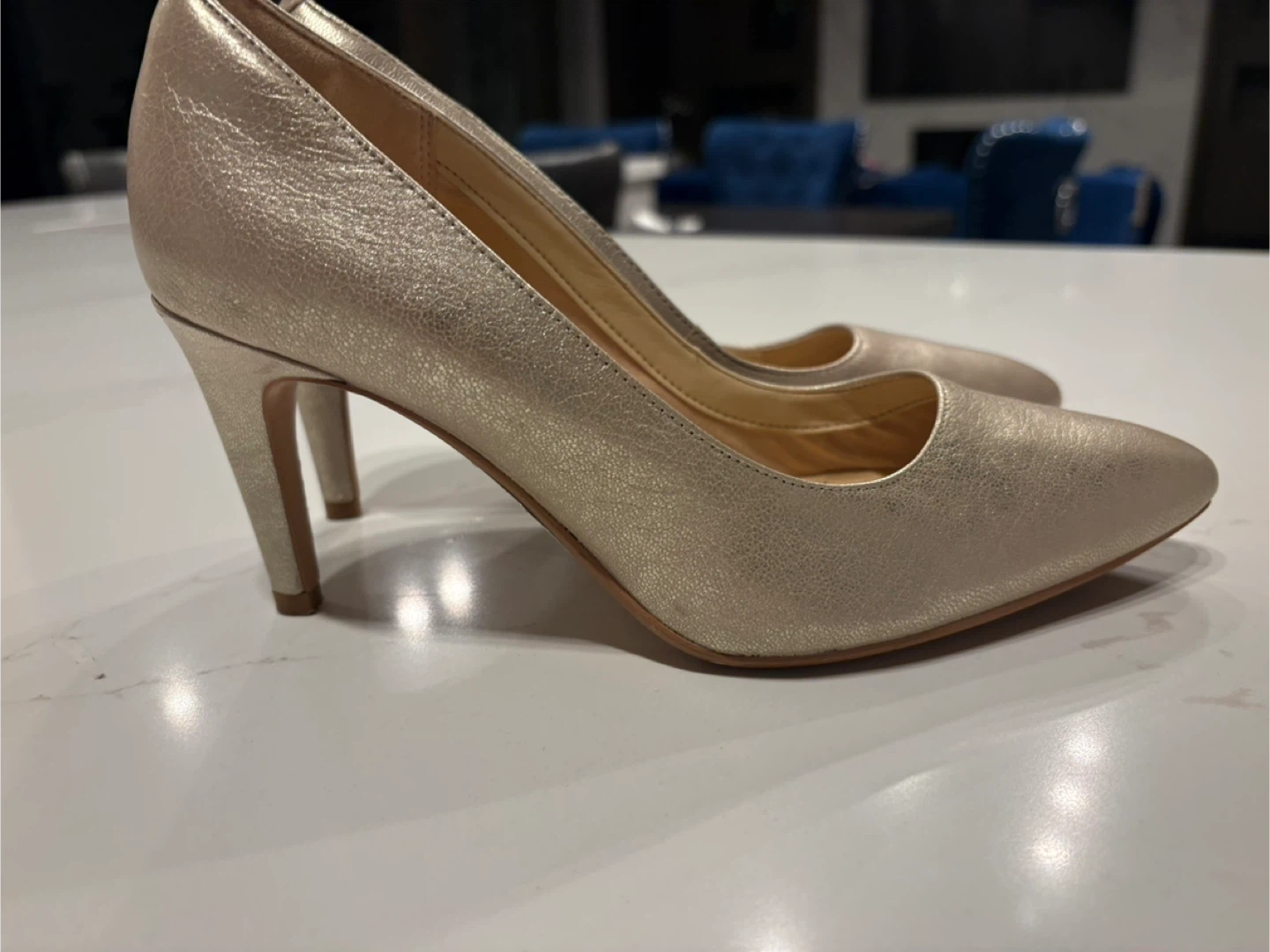 Clarks Gold Leather Heel - Size 7 - photo 2