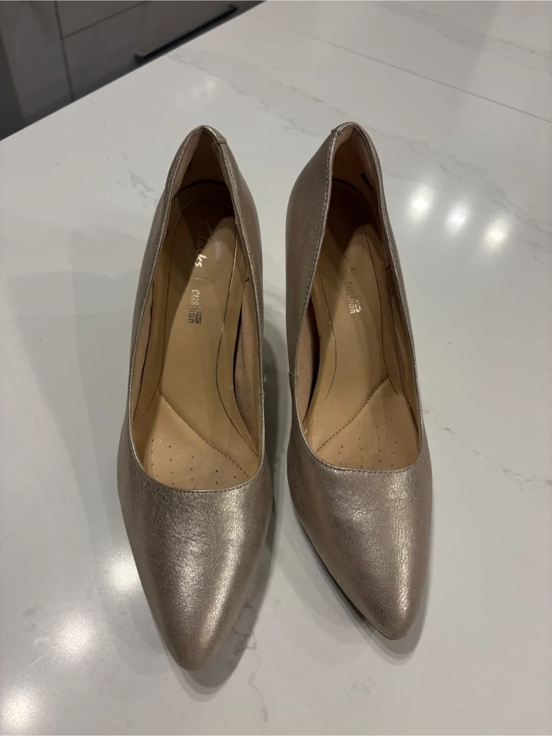 Clarks Gold Leather Heel - Size 7