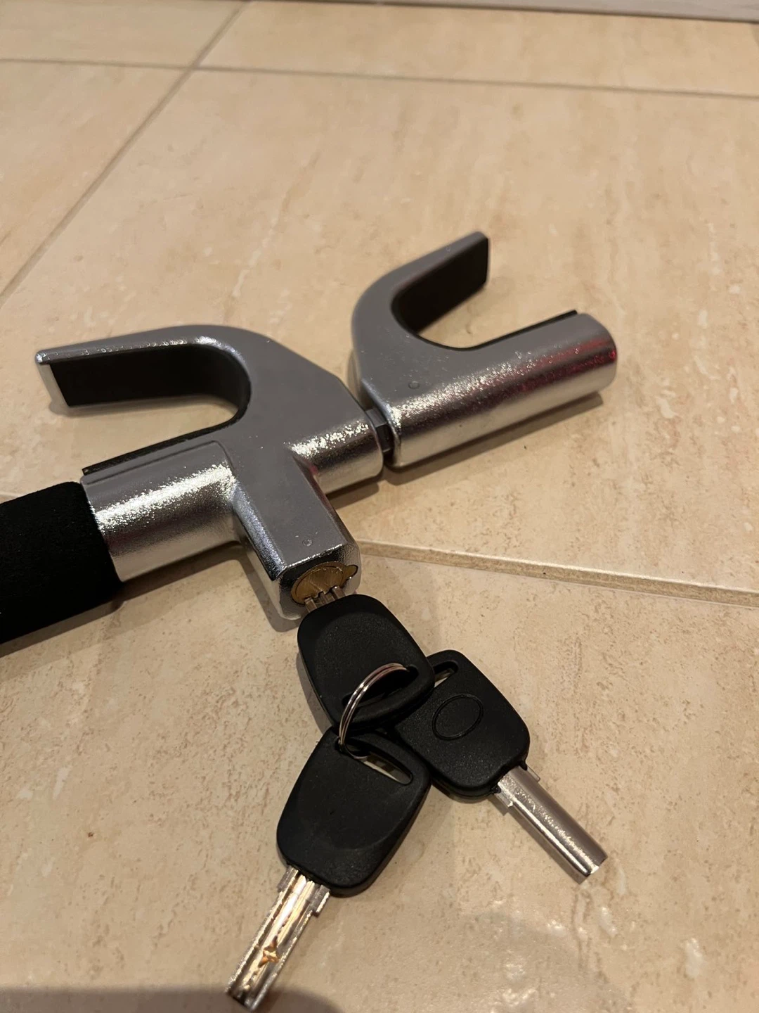 The Club LB200 Car Steering Wheel Lock - photo 3