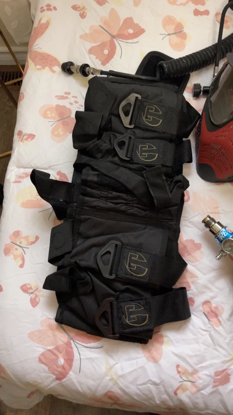 Paintball Gear: Empire Feeder, Masks, Crossfire Tank image indicator(6)