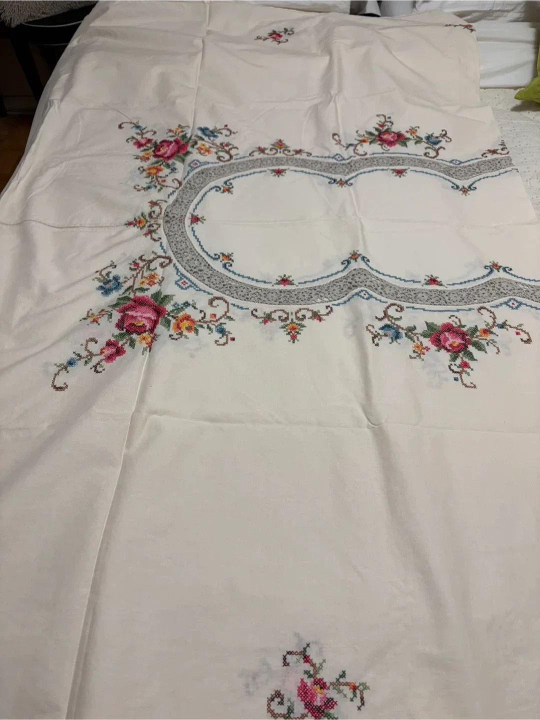 Handmade Cross Stitch Tablecloth & Napkins image indicator(4)