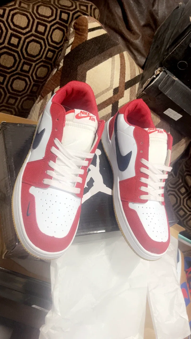 Nike Air Jordan 1 Low Red/White size 36 and 44 unisex image indicator(2)
