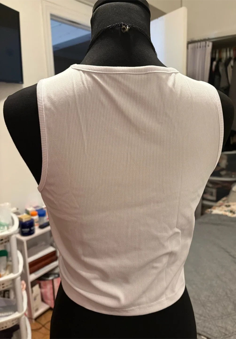Shein White Tank Top - Size L image indicator(2)
