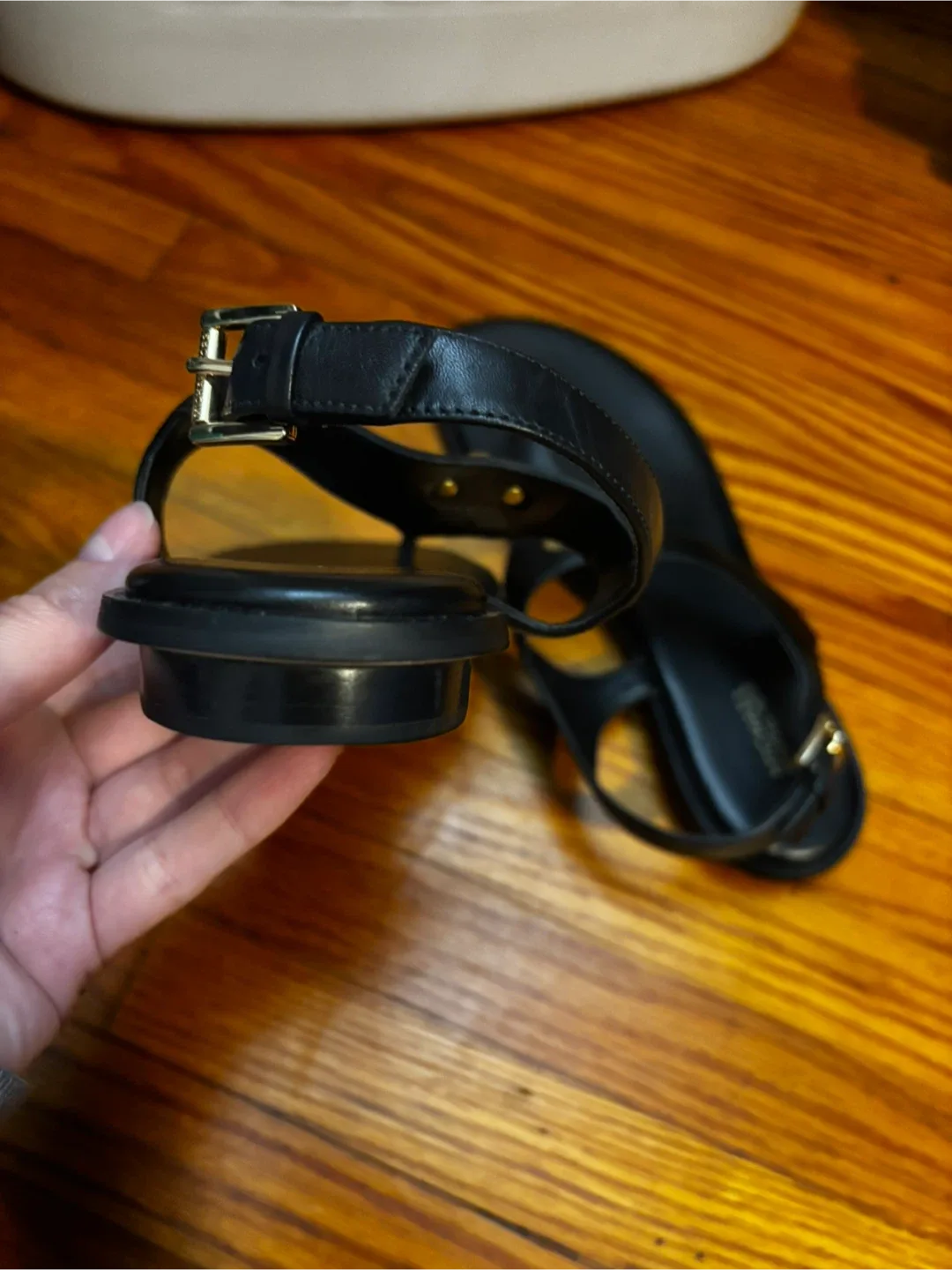 Michael Kors lock sandals - Size 8 image indicator(3)