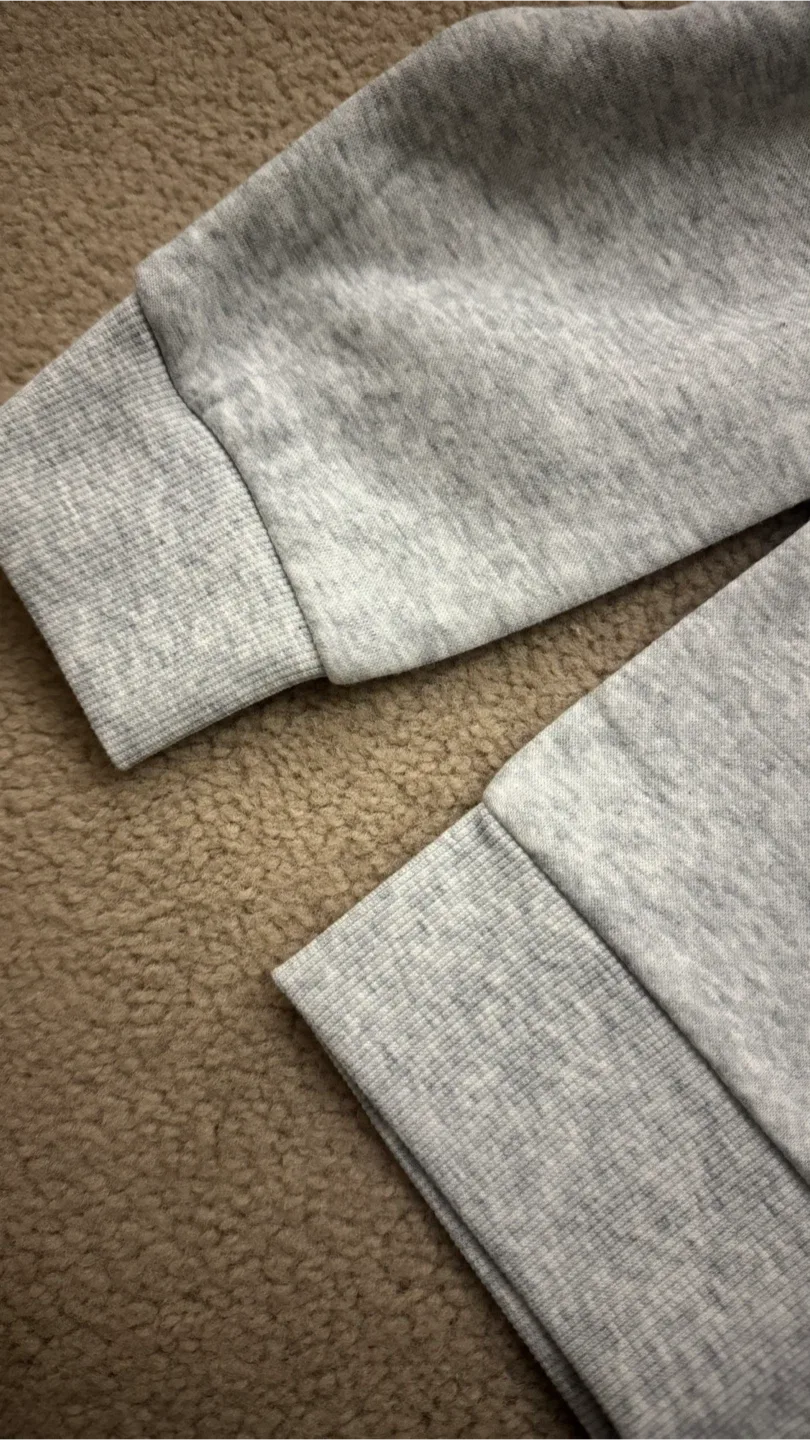 NEW H&M Grey Sweatshirt - Size 12-14 image indicator(3)