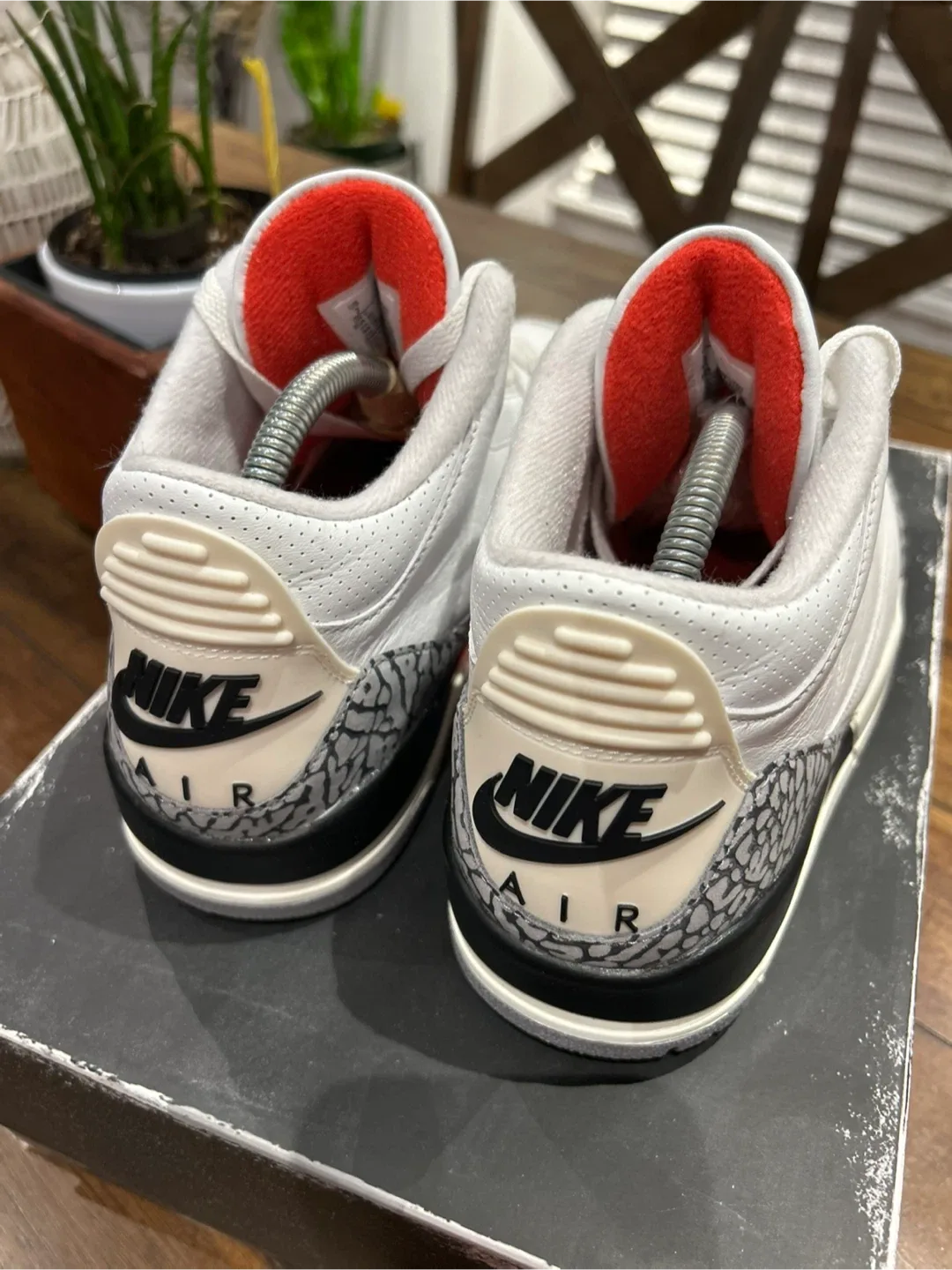 Men’s Jordan 3 Reimagined sz7 image indicator(5)