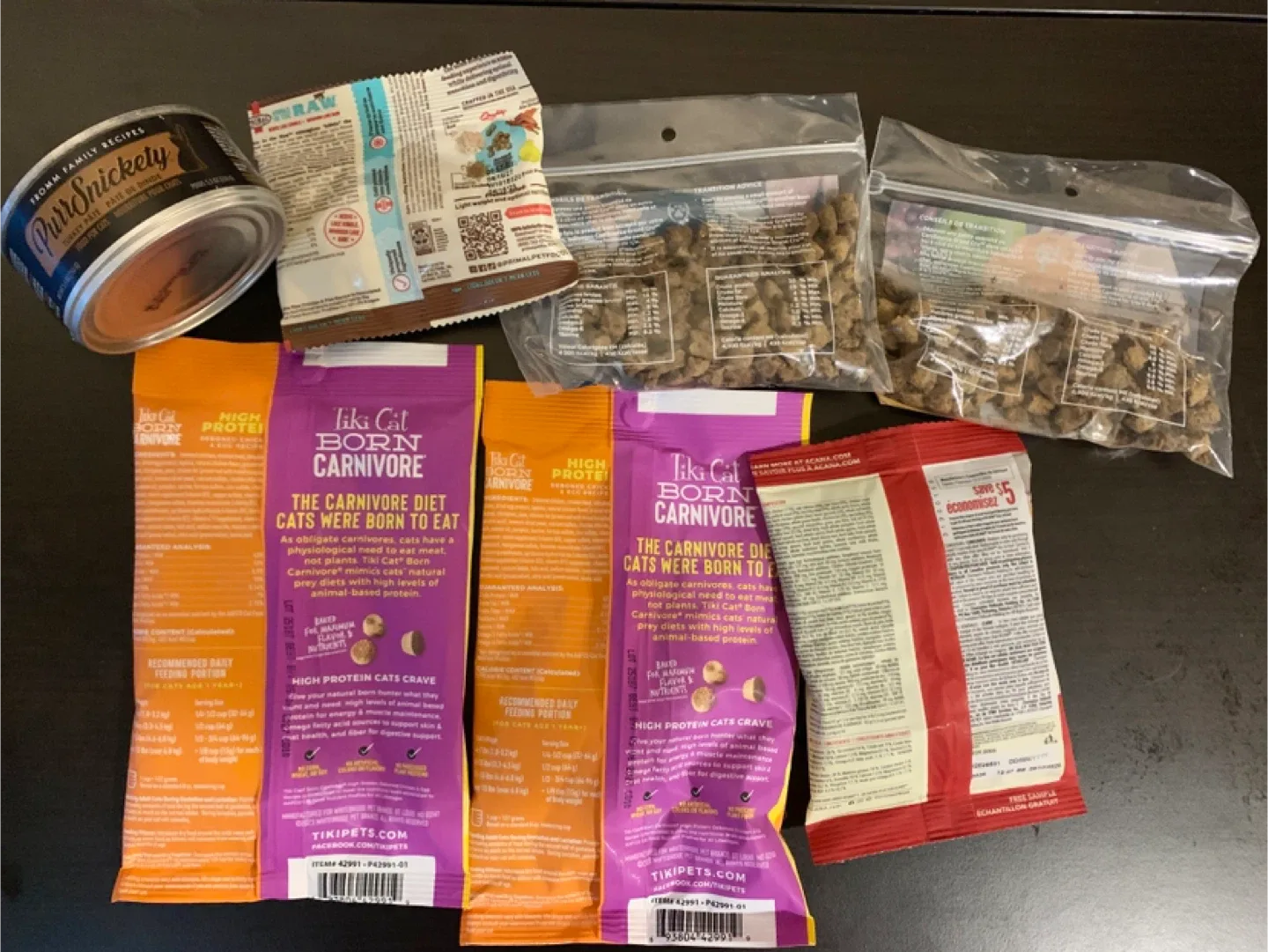 ‼️MUST-GO MOVING SALE‼️ Assorted Cat Food ( sample mix) image indicator(2)