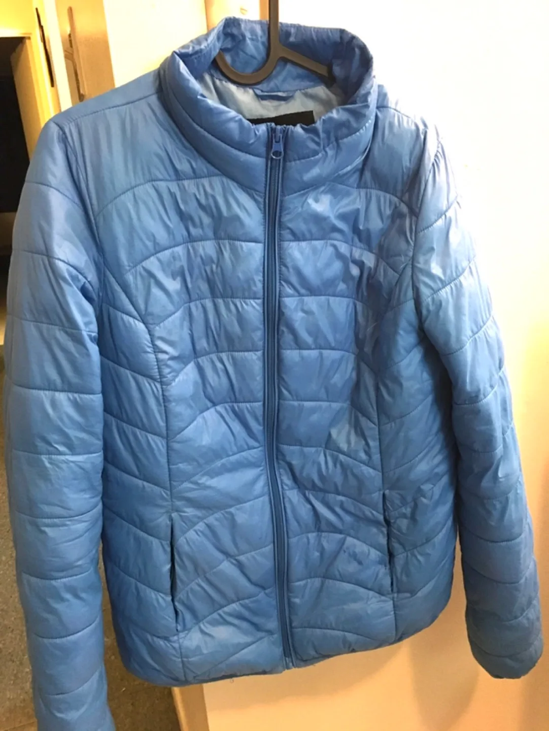 George Blue Puffer Jacket - Size M image indicator(3)
