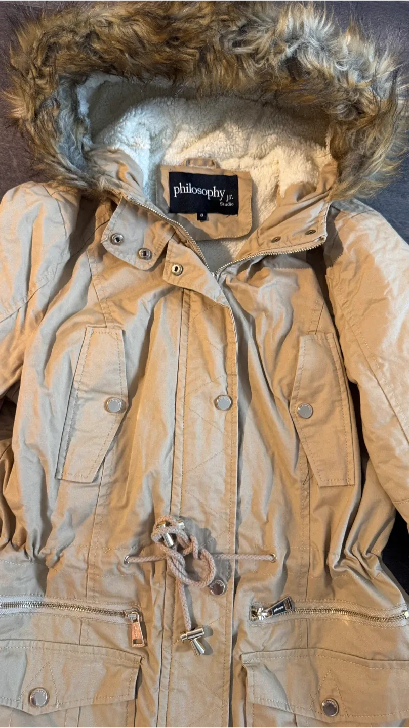 Philosophy Jr. Studio Parka - Size Large image indicator(2)
