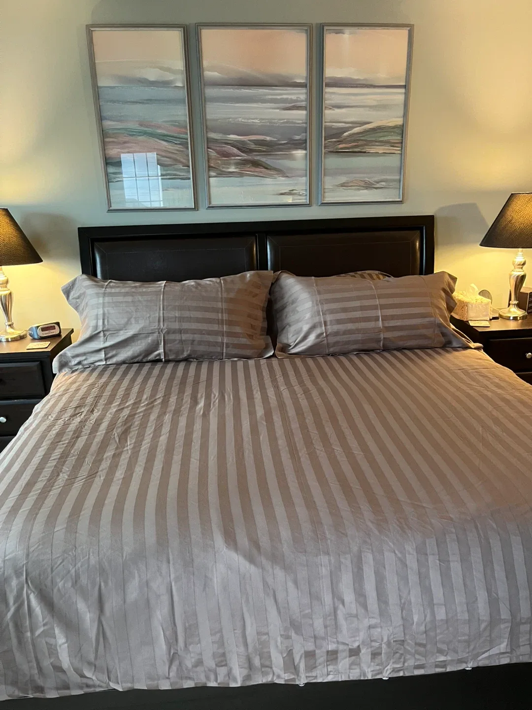 King Size Duvetcover in a Cotton Blend image indicator(2)