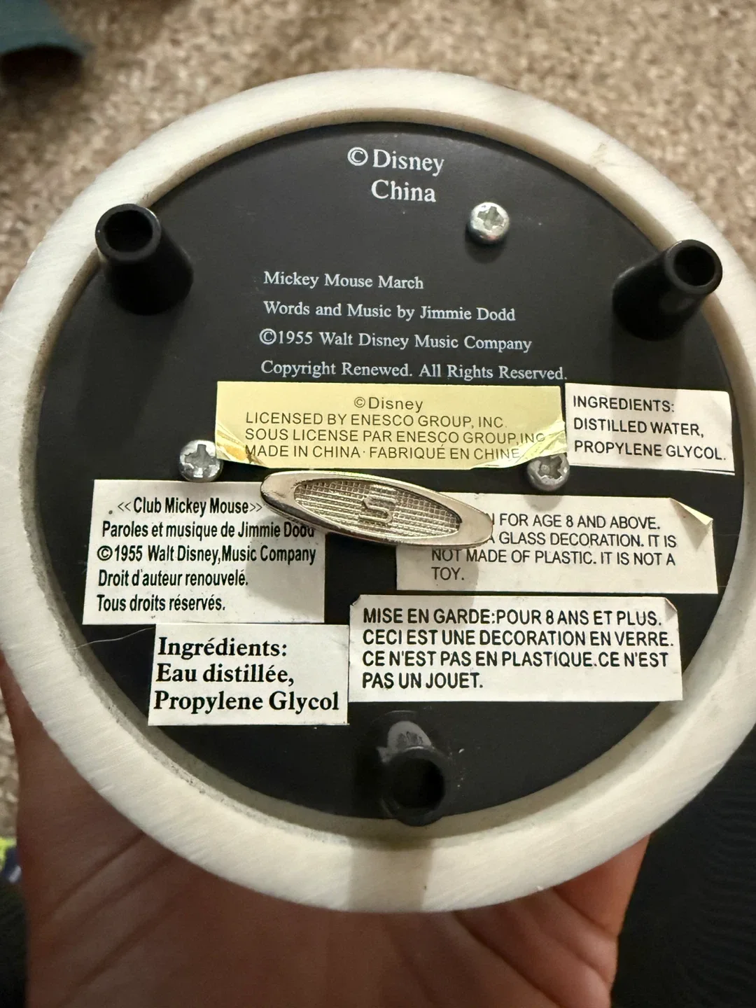 Mickey Mouse March Musical Snow Globe image indicator(3)