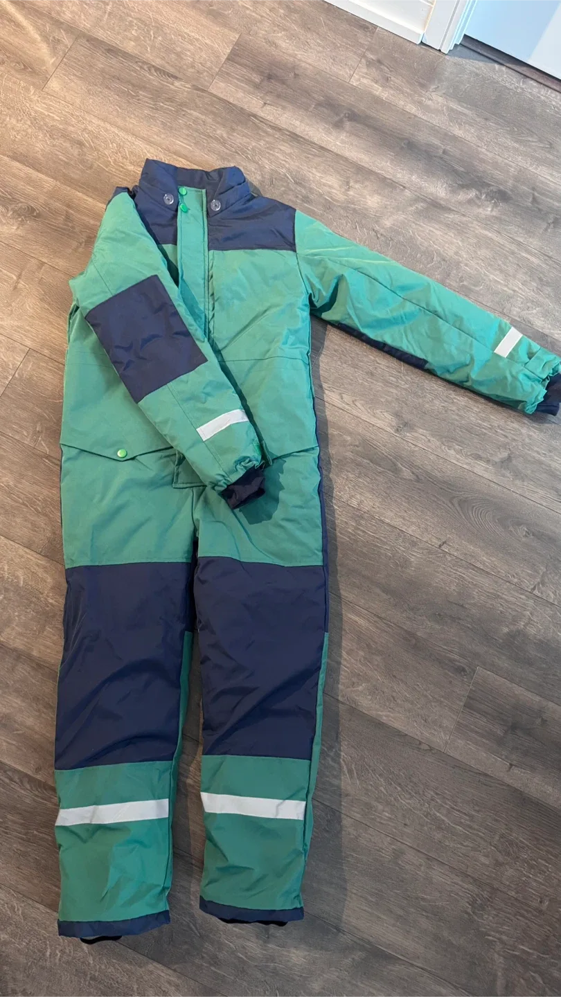 Fashion Classic Snowsuit - Size 150